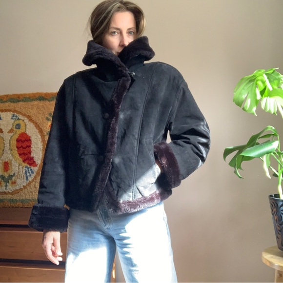 Vintage Black Leather Faux Shearling Cropped Jacket Size Large - Picture 4 of 7